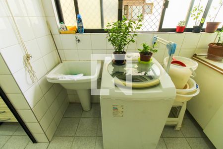 Apartamento para alugar com 124m², 3 quartos e 3 vagasÁrea de Serviço