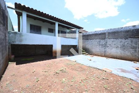 Casa para alugar com 70m², 2 quartos e 1 vagaÁrea comum 