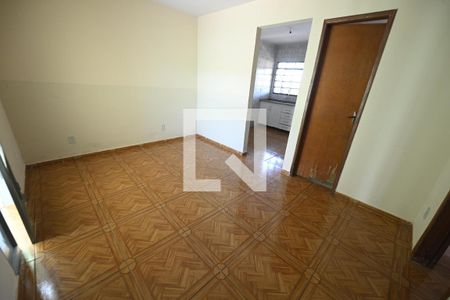 Casa para alugar com 70m², 2 quartos e 1 vagaSala