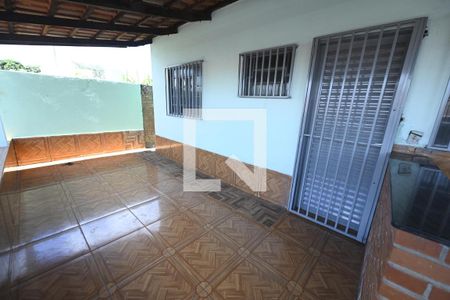 Casa para alugar com 70m², 2 quartos e 1 vagaÁrea de serviço
