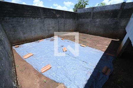 Casa para alugar com 70m², 2 quartos e 1 vagaÁrea comum 