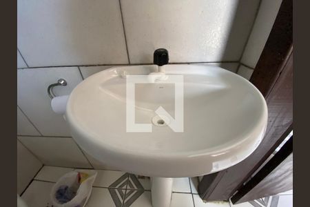 Casa para alugar com 85m², 3 quartos e 1 vagaBanheiro 