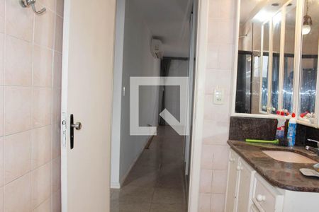 Casa para alugar com 350m², 3 quartos e 4 vagasBanheiro Social