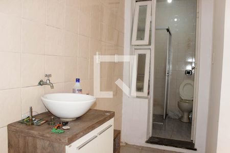 Casa para alugar com 350m², 3 quartos e 4 vagasBanheiro de serviço