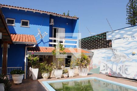 Casa para alugar com 350m², 3 quartos e 4 vagasPátio e Piscina