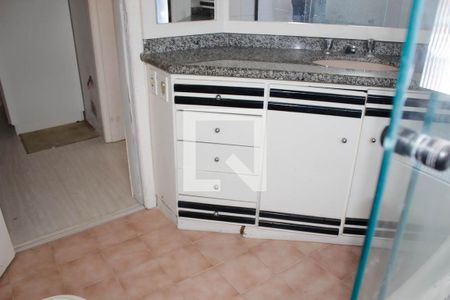 Casa para alugar com 350m², 3 quartos e 4 vagasBanheiro da Suite