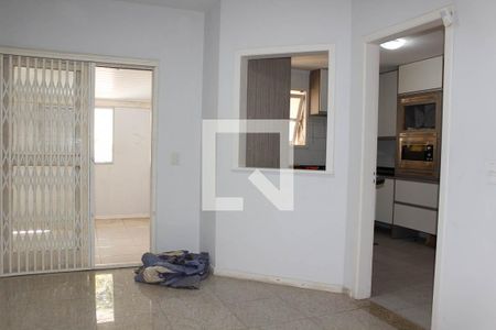 Copa de casa para alugar com 3 quartos, 350m² em Ipanema, Porto Alegre