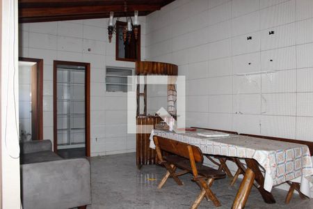 Casa para alugar com 350m², 3 quartos e 4 vagasÁrea comum