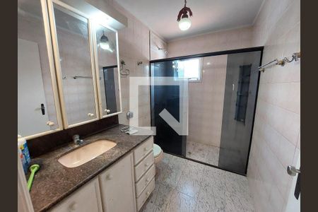 Casa para alugar com 350m², 3 quartos e 4 vagasBanheiro Social