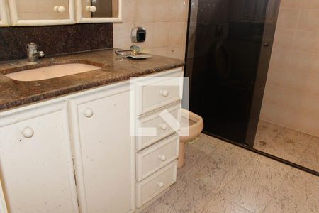 Casa para alugar com 350m², 3 quartos e 4 vagasBanheiro Social