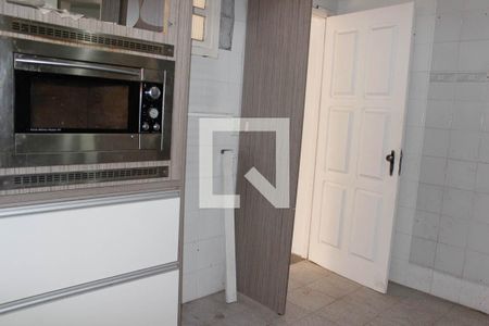 Casa para alugar com 350m², 3 quartos e 4 vagasCozinha