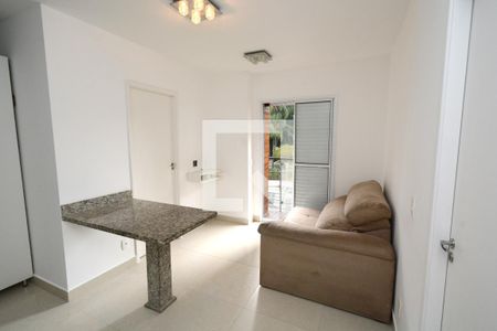 Sala/Cozinha de apartamento à venda com 2 quartos, 36m² em Vila Sofia, São Paulo