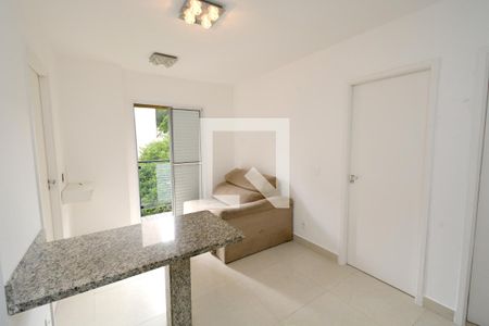 Sala/Cozinha de apartamento à venda com 2 quartos, 36m² em Vila Sofia, São Paulo