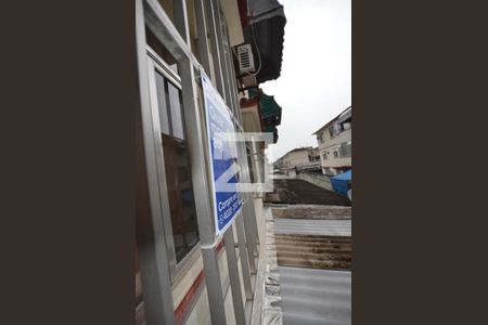 Apartamento para alugar com 75m², 2 quartos e sem vagaPlaca instalada