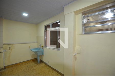 Apartamento para alugar com 75m², 2 quartos e sem vagaÁrea de Serviço