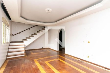 Sala de casa para alugar com 4 quartos, 200m² em Parque Continental Ii, Guarulhos