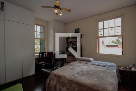 Casa à venda com 360m², 3 quartos e 3 vagas Casa à venda com 360m², 3 quartos e 3 vagasQuarto 3