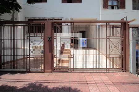 Fachada de casa à venda com 4 quartos, 300m² em Jardim Vera Cruz, São Paulo