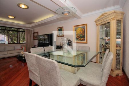 Sala de casa à venda com 4 quartos, 300m² em Jardim Vera Cruz, São Paulo