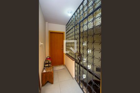 Apartamento à venda com 110m², 3 quartos e sem vaga Apartamento à venda com 110m², 3 quartos e sem vagaEntrada
