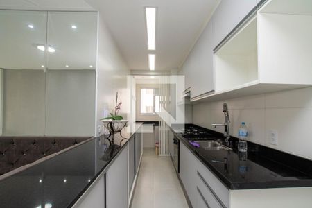 Apartamento à venda com 75m², 3 quartos e 2 vagasCozinha