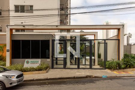 Apartamento à venda com 75m², 3 quartos e 2 vagasFachada e portaria