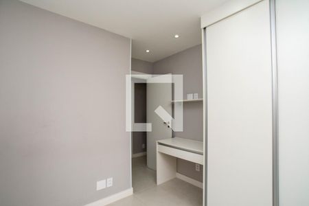 Apartamento à venda com 75m², 3 quartos e 2 vagasQuarto 2