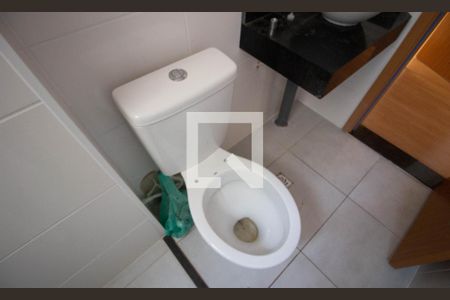 Banheiro de apartamento para alugar com 2 quartos, 50m² em Colônia (zona Leste), São Paulo