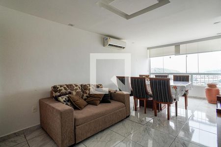 Sala de apartamento para alugar com 2 quartos, 75m² em Santana, Niterói