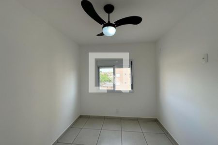 Dormitório 01 de apartamento para alugar com 2 quartos, 43m² em Jardim Antartica, Ribeirão Preto
