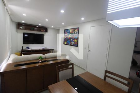 Sala de casa de condomínio à venda com 3 quartos, 180m² em Parada Inglesa, São Paulo