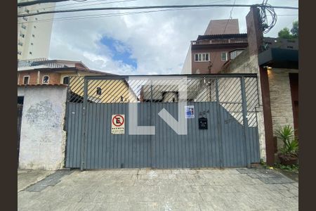 Casa para alugar com 350m², 4 quartos e 4 vagasFachada