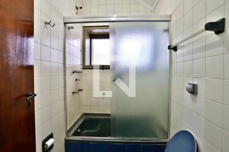 Casa para alugar com 350m², 4 quartos e 4 vagasBanheiro do Quarto 1