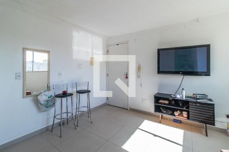 Sala de apartamento para alugar com 2 quartos, 42m² em Glória, Porto Alegre