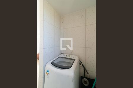 Apartamento à venda com 42m², 2 quartos e 1 vaga Apartamento à venda com 42m², 2 quartos e 1 vagaCozinha e Área de Serviço