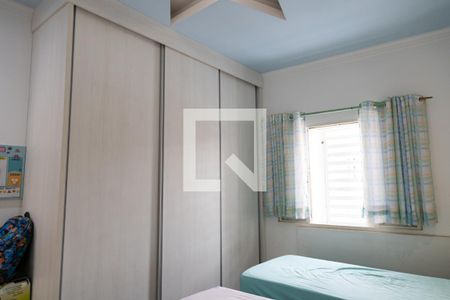 Casa à venda com 140m², 2 quartos e 2 vagas Casa à venda com 140m², 2 quartos e 2 vagasQuarto 2