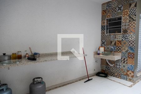 Casa à venda com 140m², 2 quartos e 2 vagas Casa à venda com 140m², 2 quartos e 2 vagasÁrea comum