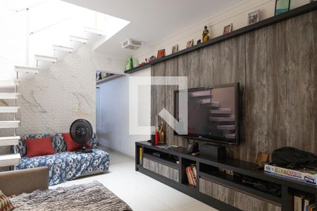 Sala de casa à venda com 2 quartos, 140m² em Vila Cláudia, São Paulo