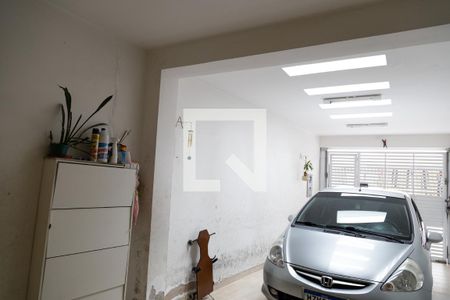 Casa à venda com 140m², 2 quartos e 2 vagas Casa à venda com 140m², 2 quartos e 2 vagasGaragem