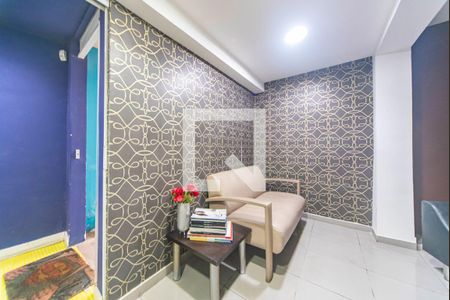 Casa à venda com 181m², 2 quartos e 2 vagas Casa à venda com 181m², 2 quartos e 2 vagasHall de Entrada