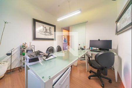 Casa à venda com 181m², 2 quartos e 2 vagas Casa à venda com 181m², 2 quartos e 2 vagasQuarto 2