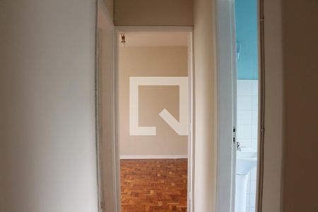 Apartamento para alugar com 79m², 2 quartos e sem vagaBanheiro Corredor
