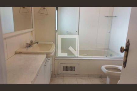 Apartamento à venda com 3 quartos, 136m² em Morumbi, São Paulo