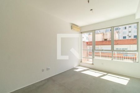Sala/Quarto de apartamento à venda com 1 quarto, 30m² em Centro Histórico, Porto Alegre