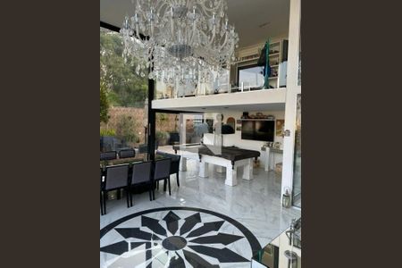 Apartamento à venda com 800m², 3 quartos e 7 vagas