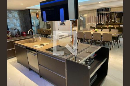 Apartamento à venda com 800m², 3 quartos e 7 vagas