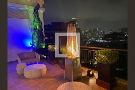 Apartamento à venda com 800m², 3 quartos e 7 vagas