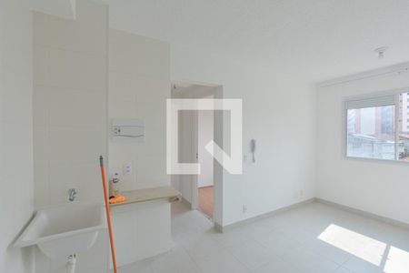Sala/Cozinha de apartamento à venda com 2 quartos, 34m² em Cambuci, São Paulo