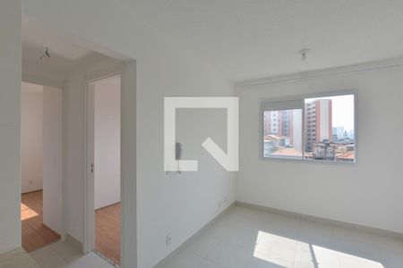 Sala/Cozinha de apartamento à venda com 2 quartos, 34m² em Cambuci, São Paulo