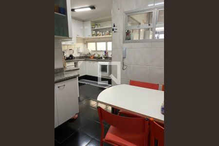 Apartamento à venda com 115m², 3 quartos e 1 vaga